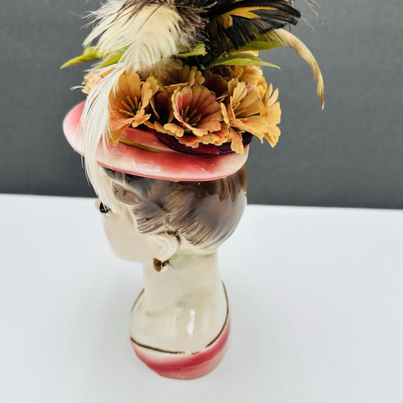 Vintage Nippon Yoko Boeki Lady 7” Head Vase Blond Floral Feather Top Ceramic - Picture 9 of 15